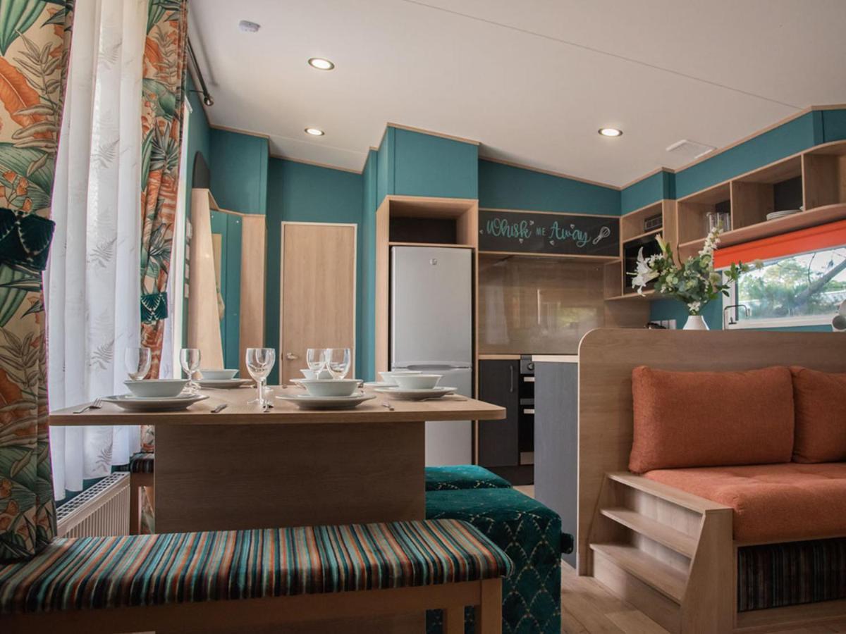 במברידג' Whitecliff Bay Holiday Park מראה חיצוני תמונה