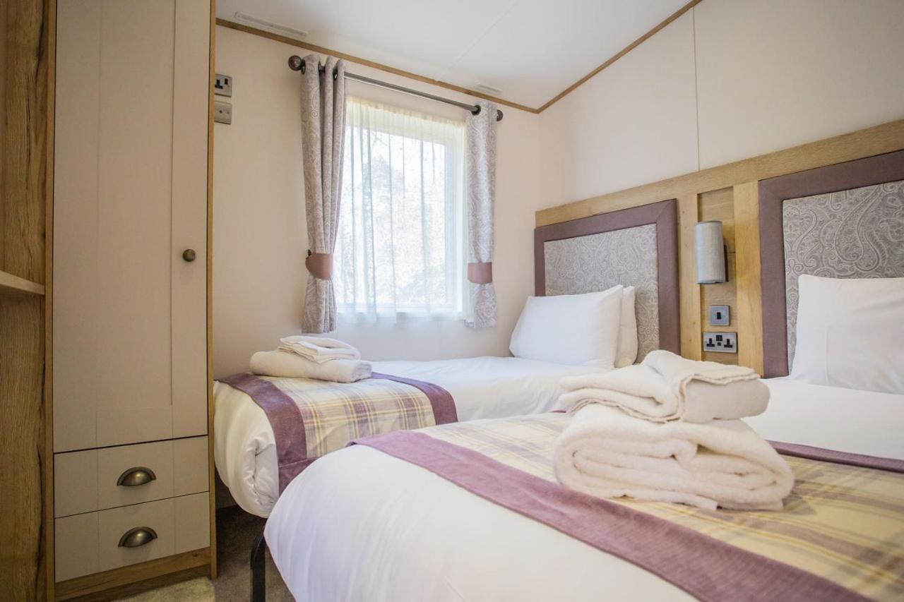 במברידג' Whitecliff Bay Holiday Park מראה חיצוני תמונה