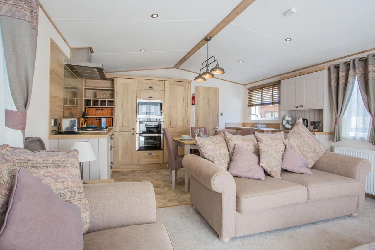במברידג' Whitecliff Bay Holiday Park מראה חיצוני תמונה