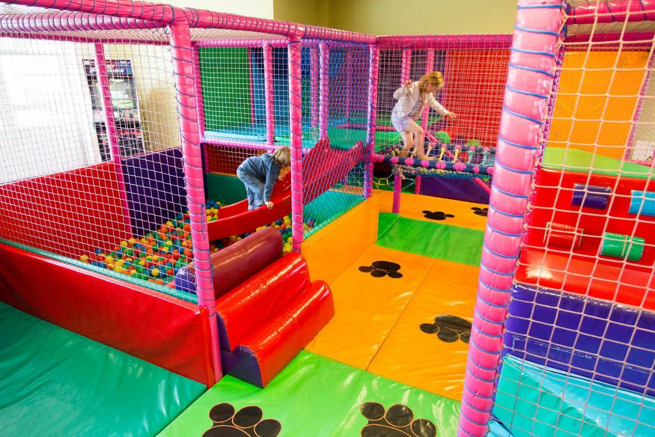 במברידג' Whitecliff Bay Holiday Park מראה חיצוני תמונה
